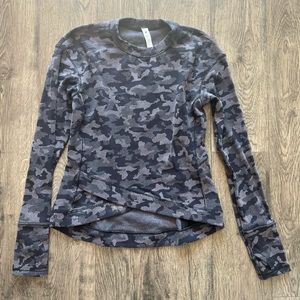 Lululemon - CLOSE TO CROSSING LONG SLEEVE *RULU